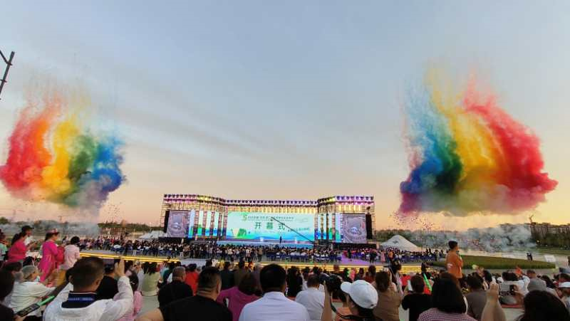 新疆·塔城第三届手风琴文化艺术节