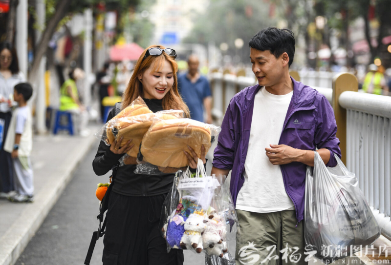 新疆旅游新动向丨新疆烟火最留人-