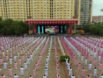 莎车万人&ldquo;唱国歌、练太极&rdquo;活动呼吁全民共享健康、共享快乐