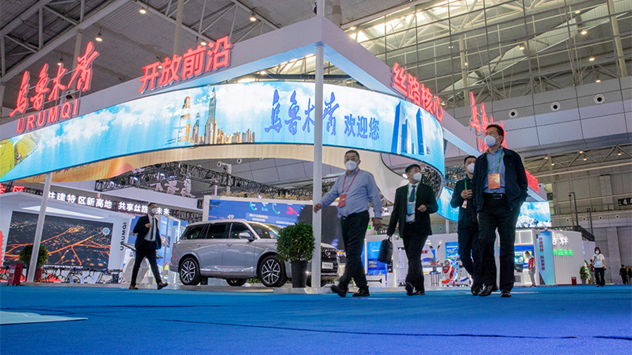 第七届中国-亚欧博览会迎来首个公众开放日